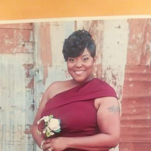 Meet your Posher, Joy